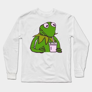 kermit the frog drinks a glass of milk / the muppets meme Long Sleeve T-Shirt